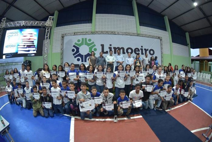 Padre Chrystian Shankar inicia série de palestras à comunidade escolar de Limoeiro de Anadia