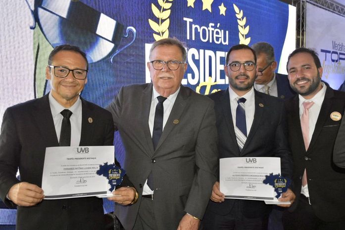 Fernando Malta recebe o Troféu Presidente Destaque em Brasília