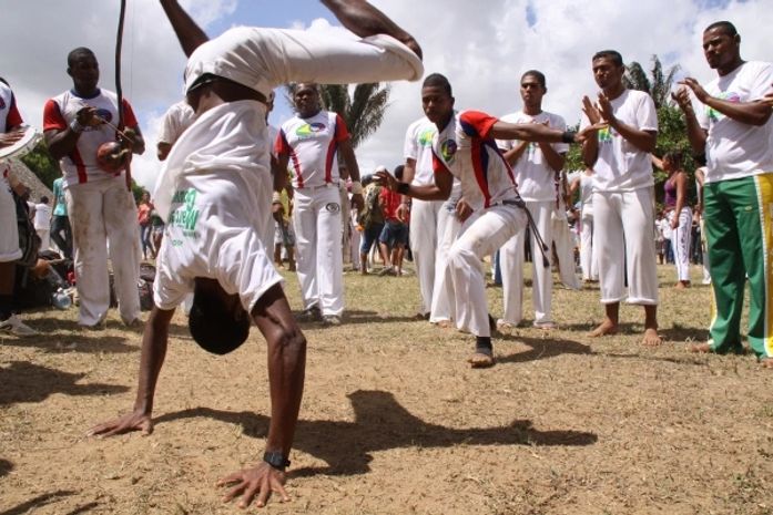 Centro de Belas Artes oferece Oficinas de Artesanato e Capoeira