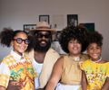 A  Sawofa Family celebra nossa  ancestralidade e a infância negra, africana, no Seminário Nítorí As Margens das Histórias Negras 
