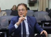 Deputado Galba Novaes homenageia enfermeiros e relembra Lei de sua autoria