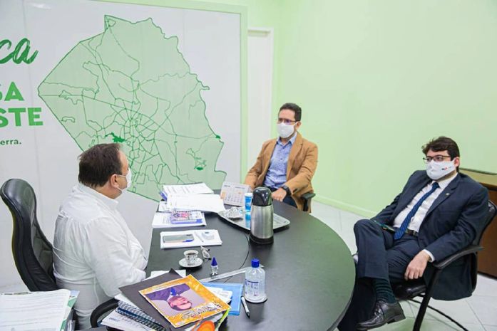 Daniel Fernandes se reúne com o prefeito de Arapiraca e projeta parcerias futuras