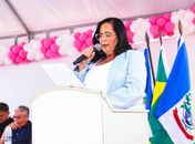Edilza Alves toma posse em Lagoa da Canoa e anuncia equipe de governo
