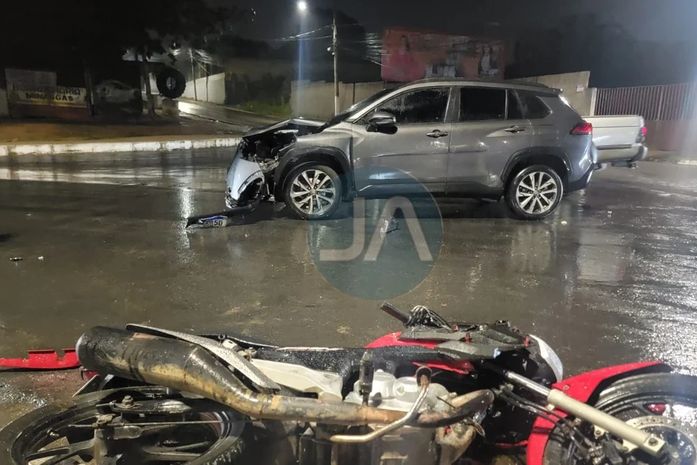Colisão envolvendo carro e moto deixa dois feridos em Arapiraca