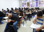 Mais de 1,8 mil brasileiros fazem hoje o Encceja Exterior