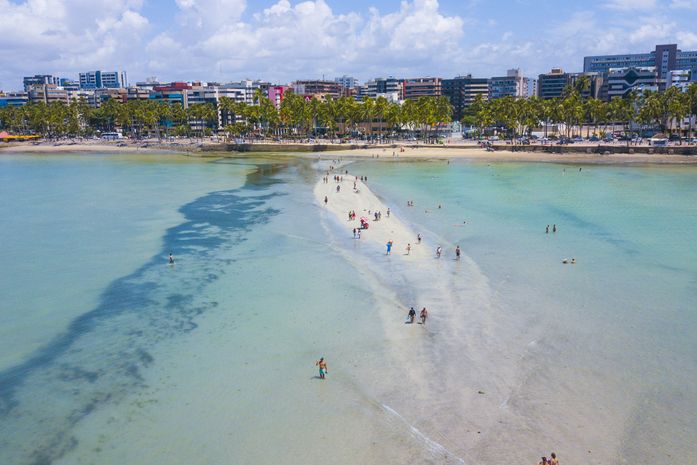 ‘Paraíso das Águas’: Alagoas enfrenta crise ambiental que ameaça praias, turismo e economia