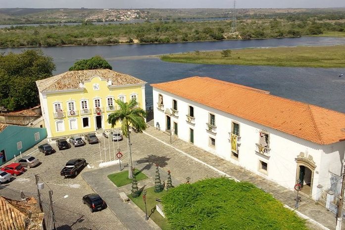 Jovens são executados durante festa religiosa em Penedo