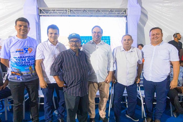 Em Batingas, prefeito Luciano chega a 150 ruas pavimentadas em Arapiraca