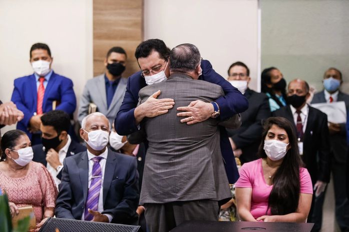 Prefeito Gilberto Gonçalves prestigia inauguração da nova Igreja Assembleia de Deus do Alto da Alegria