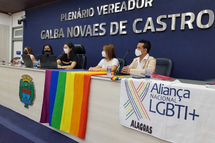 Audiência Pública discute saúde, educação e segurança para a população LGBTQIA+