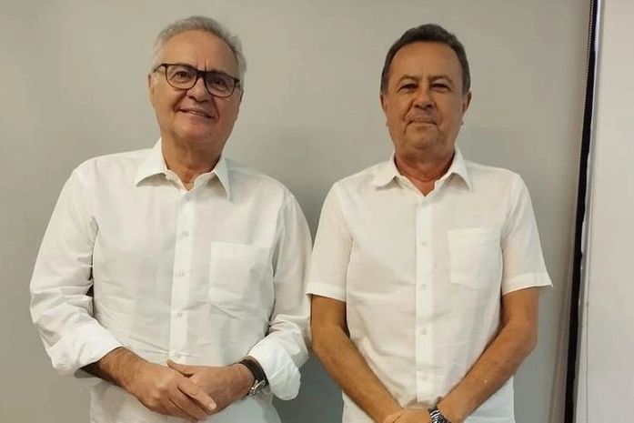 Mandú e Renan Calheiros discutem durante reunião sucesso do MDB em Mata Grande