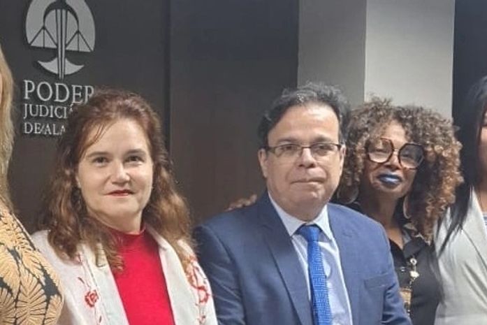 

Prefeitura de Maceió, Tribunal de Justiça e Ministério Público discutem  sobre a criação de uma estratégia antirracista, inédita no Brasil todinho.  Que massa!
