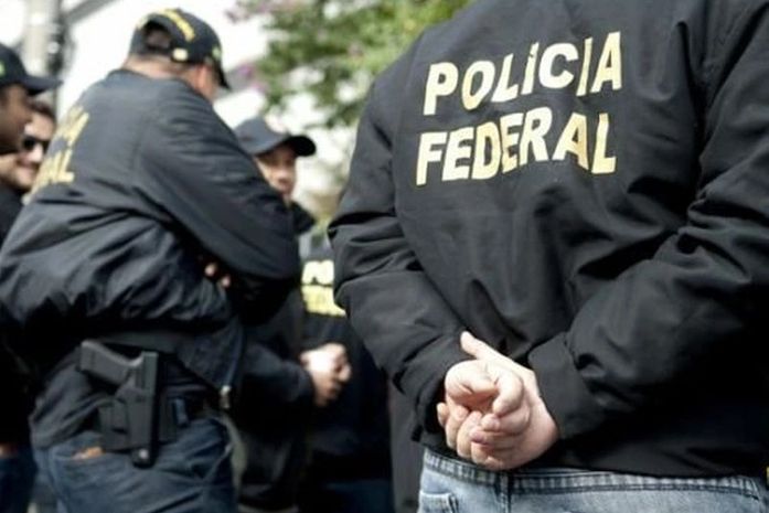 Polícia Federal suspende emissão de passaportes