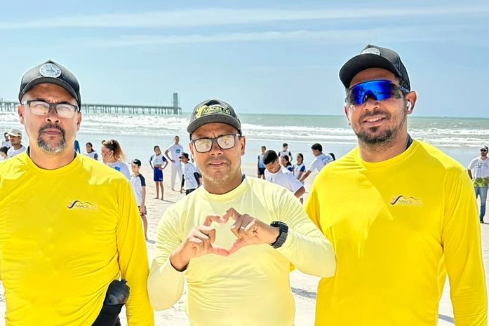 Macelog reforça compromisso ambiental em nova ação de limpeza na Praia do Trapiche
