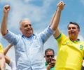 Flávio e Alfredo avançam no Nordeste e são recebidos por multidão em dia histórico para Arapiraca