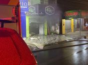 Bombeiros são acionados para conter incêndio em estabelecimento comercial, na parte alta de Maceió