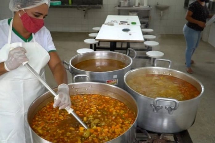 Cozinha Comunitária de Palmeira completa um ano; Rede do Bem reforçará serviços do Programa