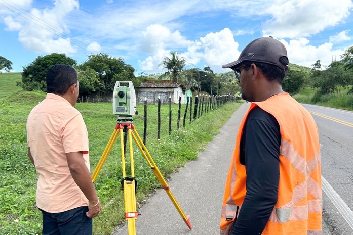 Renan Filho autoriza topografia para implantar terceira faixa na BR-316 de Palmeira a Maceió