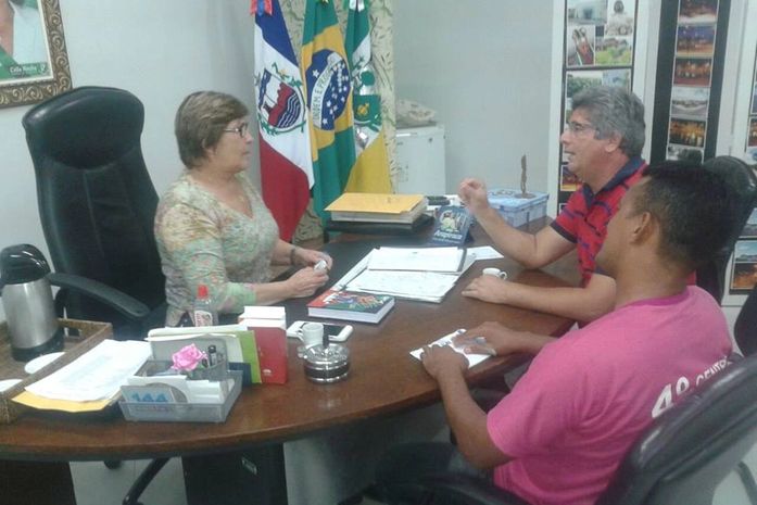 Sindicalistas reivindicam de Célia Rocha direitos para Agentes de Saúde e Endemias