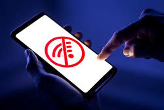 Usuários enfrentam interrupção nos serviços de internet e telefonia nesta quarta-feira