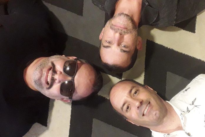 Banda Living In The Shit se apresenta neste sábado em Maceió