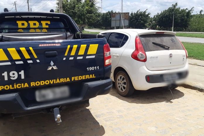 Após se esconder em mata, homem é preso pela PRF por crime de receptação
