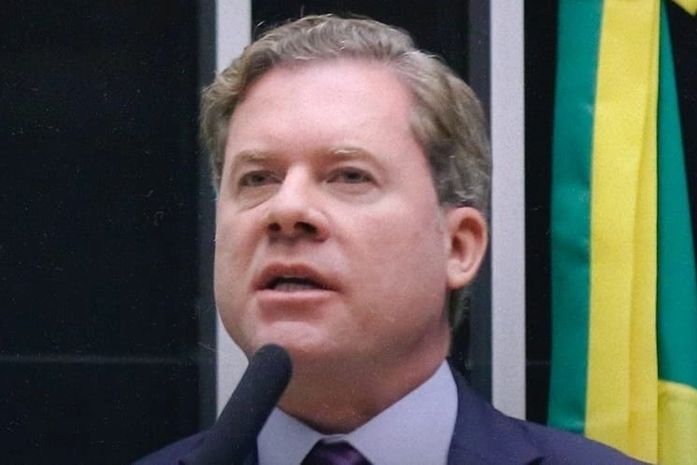 Marx Beltrão pede que Senado aprove com urgência projeto que barra descontos indevidos nos benefícios do INSS