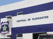 Homem agride a esposa e é amarrado pelo filho até a chegada da polícia em Maceió