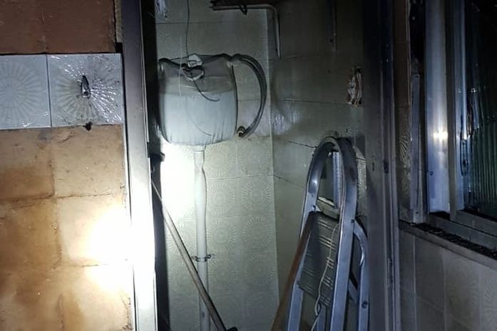 Idosa pula do quarto andar para escapar de incêndio no RJ