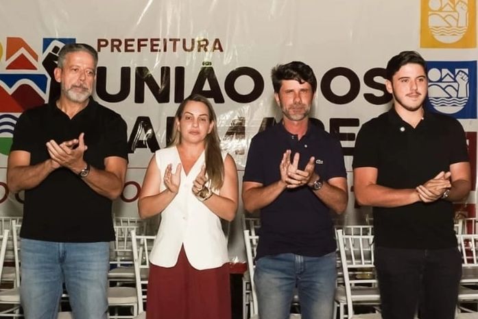 Arthur Lira e Álvaro Lira prestigiam inauguração de ginásio e reforçam compromisso com União dos Palmares ao lado do prefeito Júnior Menezes