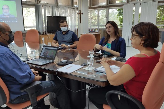 São Miguel dos Campos: Fernando Pereira dialoga com a Ufal sobre expansão do ensino superior