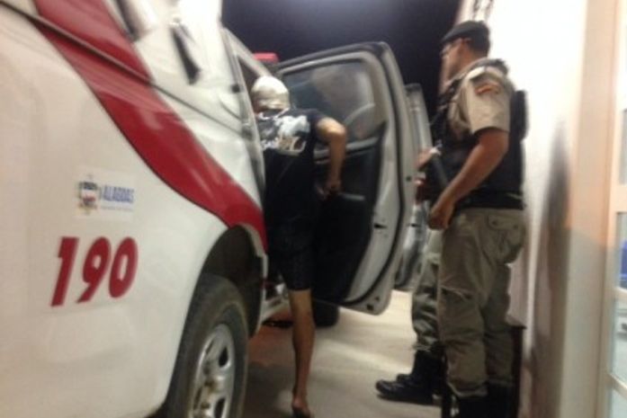 Polícia procura advogada suspeita de agredir companheiro com golpe de machado