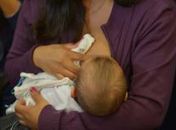 Bebês que ficam seis meses ao lado da mãe têm reduzidas as chances de contrair doenças