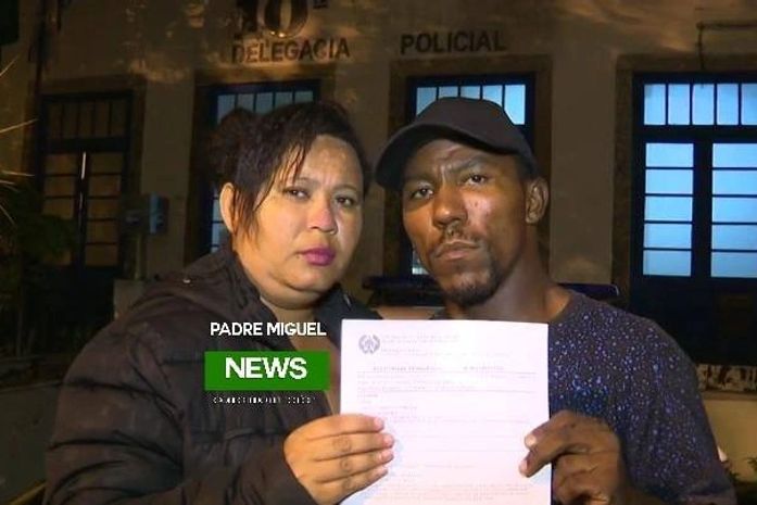 O homem branco perdeu a carteira, no Shopping e acusou o casal de pret@s que estava próximo.