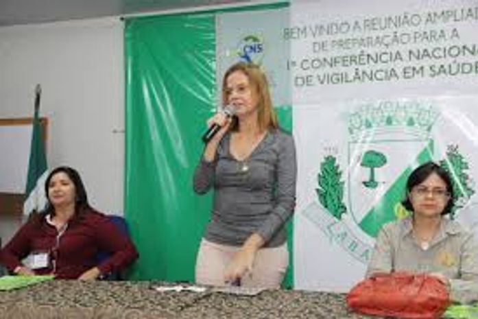 Aurélia Fernandes assume no Legislativo e acirra crise na gestão Teófilo