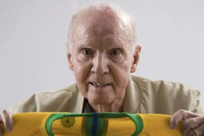 Lenda do futebol mundial e único tetracampeão do mundo, alagoano Zagallo morre aos 92 anos