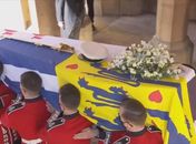 Família real britânica se despede de príncipe Philip; veja imagens do cortejo