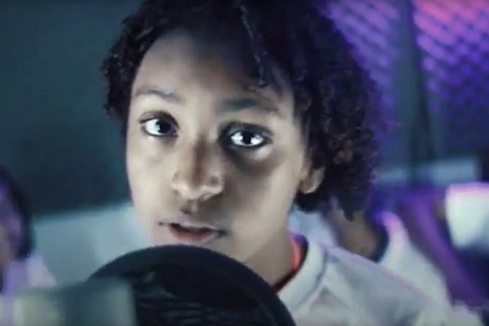 Jovens que participam do projeto Cultura nas Grotas lançam clipes de Hip Hop