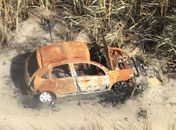 Polícia encontra corpo carbonizado dentro de veículo
