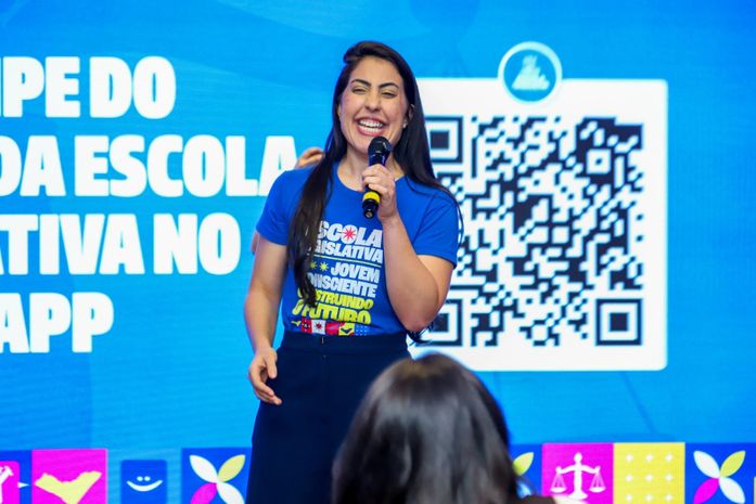 Enem 2026: Gabi Gonçalves promove aulão gratuito de redação na Assembleia Legislativa