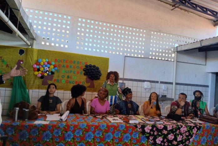 Mut Rosa, ativista nos Estados Unidos traz Comitiva Negra Internacional, em ação articulada pelo Instituto Raízes de Áfricas, na Escola Padre Pinho, em Maceió