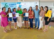 Secretaria de Assistência Social entrega cartões do Programa Cria em Porto Calvo 