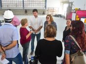 Prefeito vistoria obras de complexo esportivo em escola na Levada