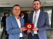 Em Brasília, prefeito de Anadia recebe Selo Ouro do Compromisso Nacional com a Alfabetização