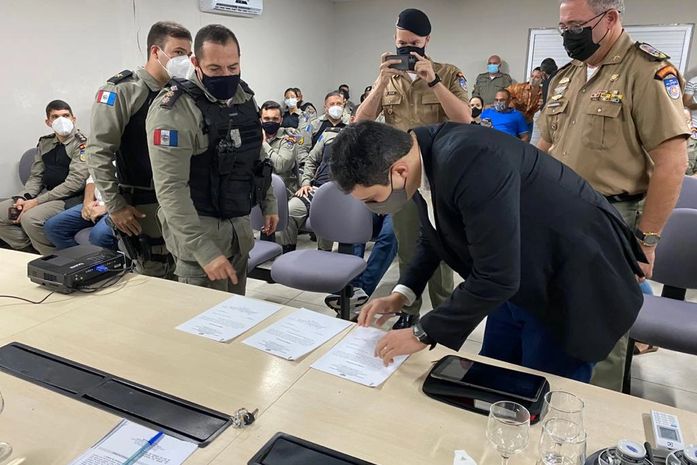 SSP e 1º Batalhão doam à escola e ONG equipamentos de som apreendidos em operações no Vergel do Lago