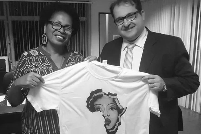 George Santoro, secretário de estado da Fazenda foi um parceiro importante na construção de passos do Instituto Raízes de Áfricas.Obrigada!