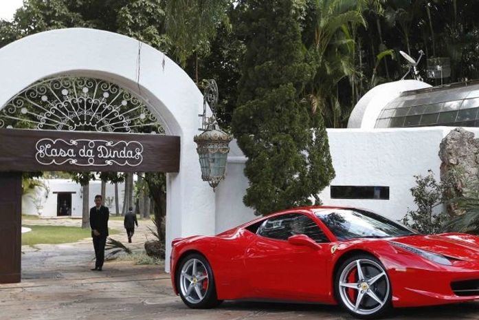 Carros de Collor apreendidos