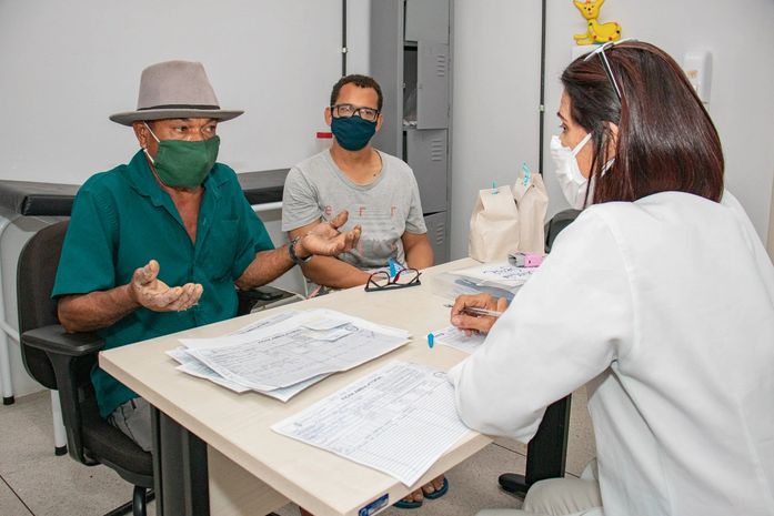 Um dos atendimentos prestados nas unidades durante o horário noturno são as consultas médicas.