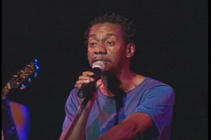 Cantor Luiz Melodia