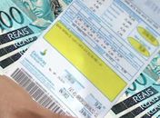 Com consumo residencial alto, alagoanos fazem "malabarismo" para pagar conta de luz